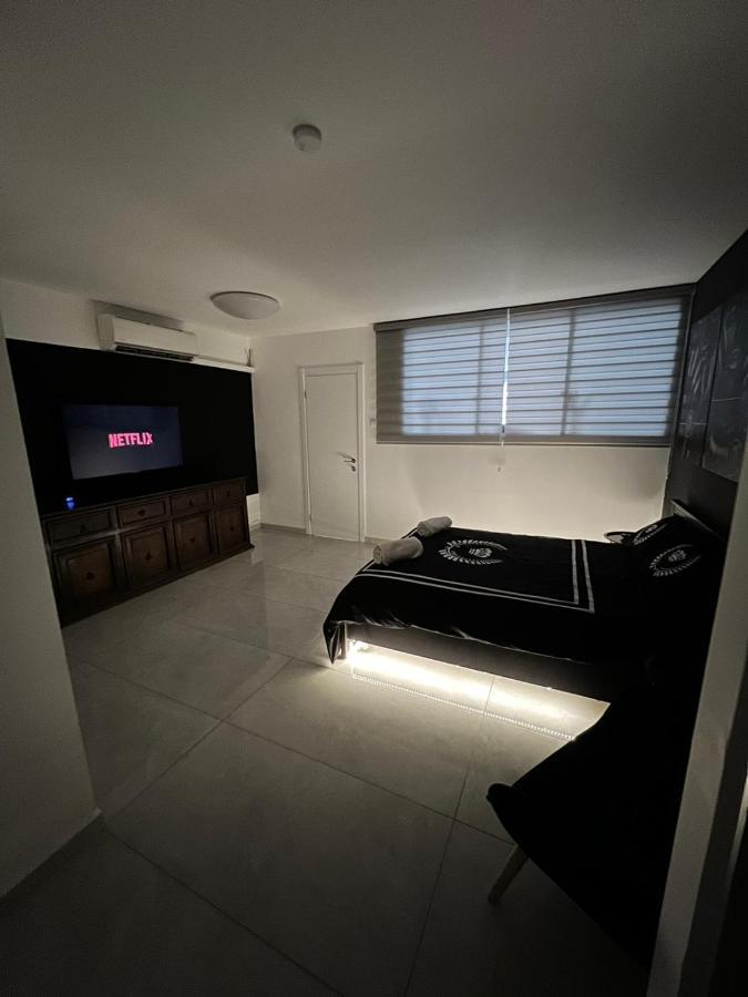 Holiday home דירת גן מפנקת עם חצר גדולה בעיר השמש הנצחית Eilat